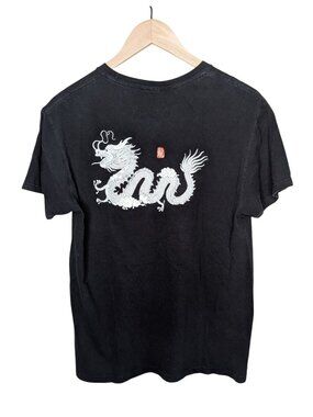 Bowery Supply Co Black T-Shirt "Happy New Year" Dragon Graphic Mens Medium